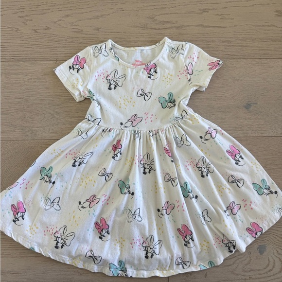 Disney Junior Minnie Dress Size 4 - Picture 1 of 3